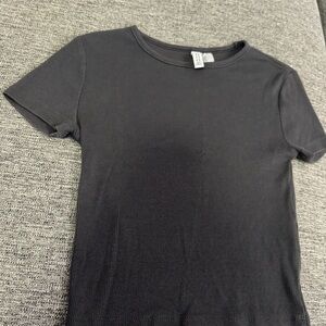 H&M Gray Ribbed Knit Top